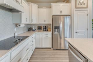 Barefoot Resort Golf Getaway Pool and Beach Shuttle - 6