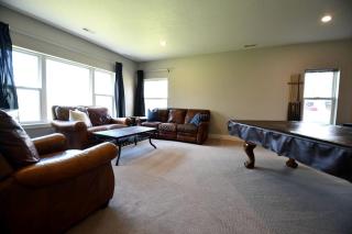 Comfortable and Modern Cabin Rental on Lake Red Rock near Pella, Iowa - 3