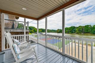 Waterfront Living and Resort Perks! Lake Norman Stay - 9