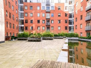 Cosy Flat in the HEART of MCR - 8