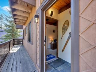 Snowflake Chalet - 3