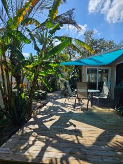 Siesta Key Hideaway - 4