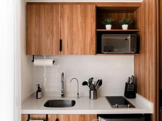 Moikkarentals Beachfront Studio Harbor171 PV - 3