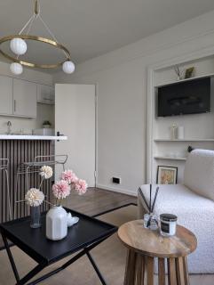 Victoria Cosy One-Bedroom Apartment - 7