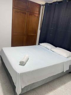 Habitación independiente cerca al aeropuerto # 4 - 4