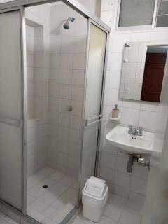 Habitación independiente cerca al aeropuerto # 4 - 4