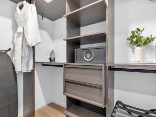 Brand New Studio with Fre Beach Access & WOW Views - 3