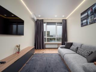 Meridian Apartments - 3