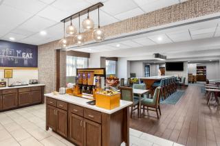 Hampton Inn University Area, Huntington, Wv - 1