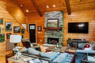 Blowing Rock Getaway: Pet-Friendly Cabin for a Peaceful Mountain Retreat - 8