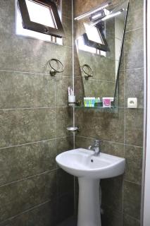 Home Hotel Kutaisi - 4