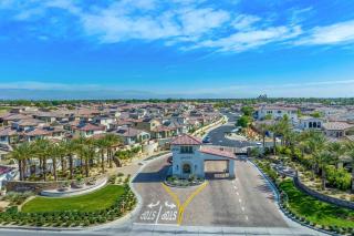 The Sunny Retreat - 9