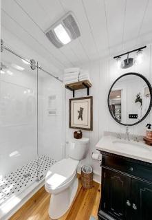 Stay Foxy Cottage, Mirror Lake Highlands, NC - Highlands - 2