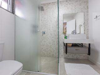 Casa recém reformada, 3 quartos e com playground - 4