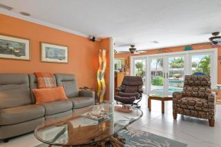 Waterfront Paradise - 3