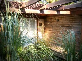 Barrica Lodge Hotel - 3