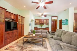 Las Brisas 1-1 3BR Condo Steps to Beach 6 Guests - 8