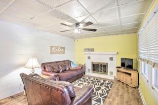 Green Lake Vacation Home with Screened Porch! - 8