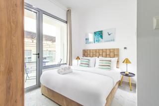 Private Rooftop Jacuzzi - Duplex - Masdar City - 8