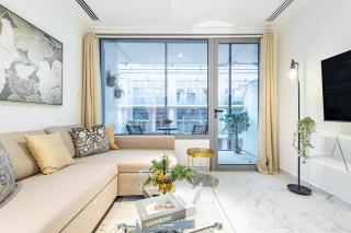 Private Rooftop Jacuzzi - Duplex - Masdar City - 1