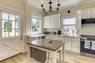 Westerly Apt Steps From Downtown and Beaches Nearby - 1