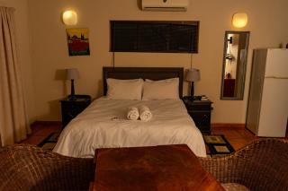 Harties Lodge - Meerhof Bay View 7 Family Room - 6