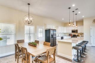 Golf, Shop and Explore Home 5 Mi to Dtwn Midland! - 8