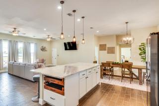 Golf, Shop and Explore Home 5 Mi to Dtwn Midland! - 2