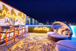 Rooftop Deck Game Room City Views in Nashville - 1