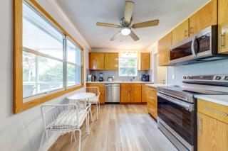 4 Mi to Ocean Family Getaway in Pompano Beach! - 4