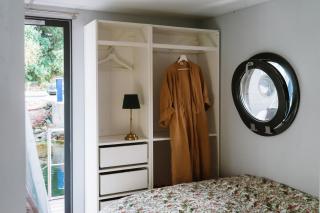 La Petite Foret Houseboat on the Isle of Wight - 1