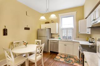 Oglethorpe Square Retreat by Lucky Savannah - 5