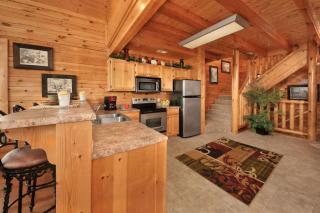 On Eagles Wings - Outdoor Hot Tub with Breathtaking Views, Game Room + Community Pool Access! - 5