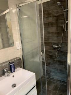 Riverside Residence - 6