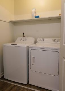 "Morning View 3" Cozy Modern Stay - College/Hiking - 4