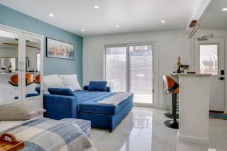 Easy NYC Access Sleek Hillside Guest House - 5