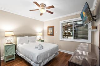 Pelican's Watch Breathtaking Ocean View Unit 210 - 4