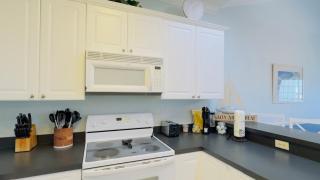Top-Floor 2BR Condo with Elevator Golf & Beach - 6
