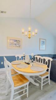 Top-Floor 2BR Condo with Elevator Golf & Beach - 4