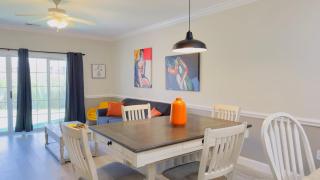 Spacious 2BR Condo First Floor Retreat - 4