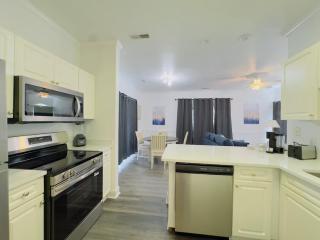 Cozy 1BR Condo 5 Min to Beach First-Floor - 7