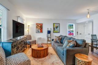 Crawford Square Garden Apartment by Lucky Savannah - 0