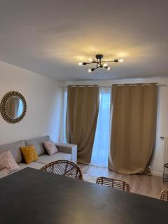 Charmant T2 avec parking privé - 2