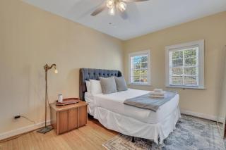 Old America by Lucky Savannah - 1