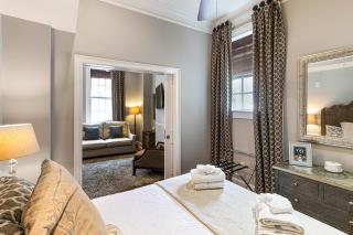 Suites at Bay 2A - William H. Keckley Suite by Lucky Savannah - 0