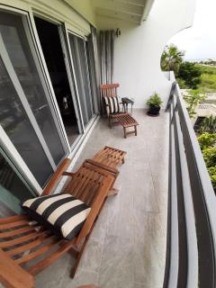 Lagoon View Spacious 1 Bedroom - 7