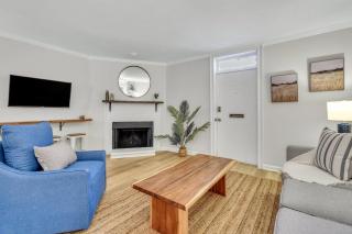 Lynwood Collection on Forsyth 9B by Lucky Savannah - 7