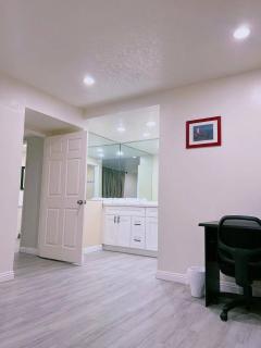 Hacienda New Remodeled 17miles-Disney - 2