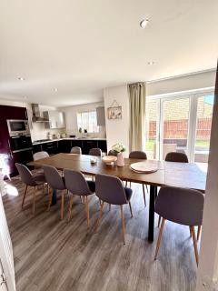 Elysian Escape, modern 5 bedroom house, sleeps 12 - 6