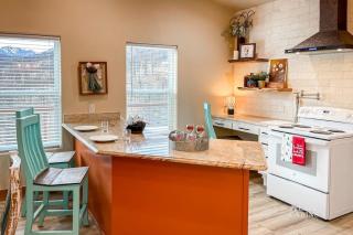 Blessed Sweet Cabin - 8